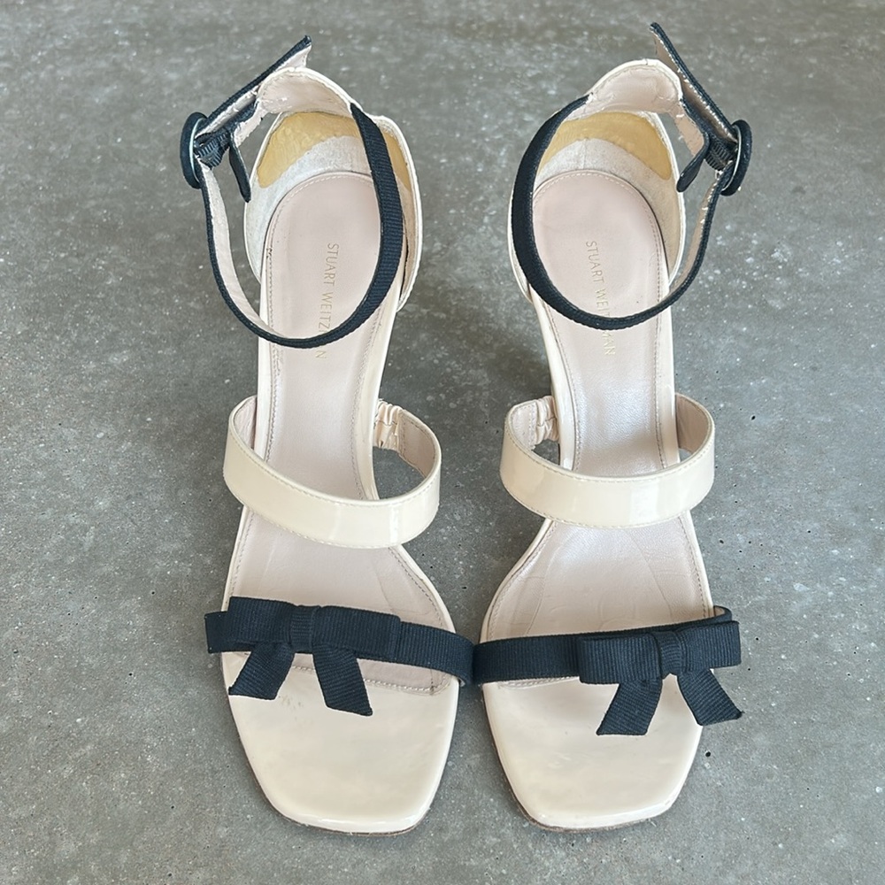 Stuart Weitzman Patent Leather Cream and Black Heels with Bow Detail